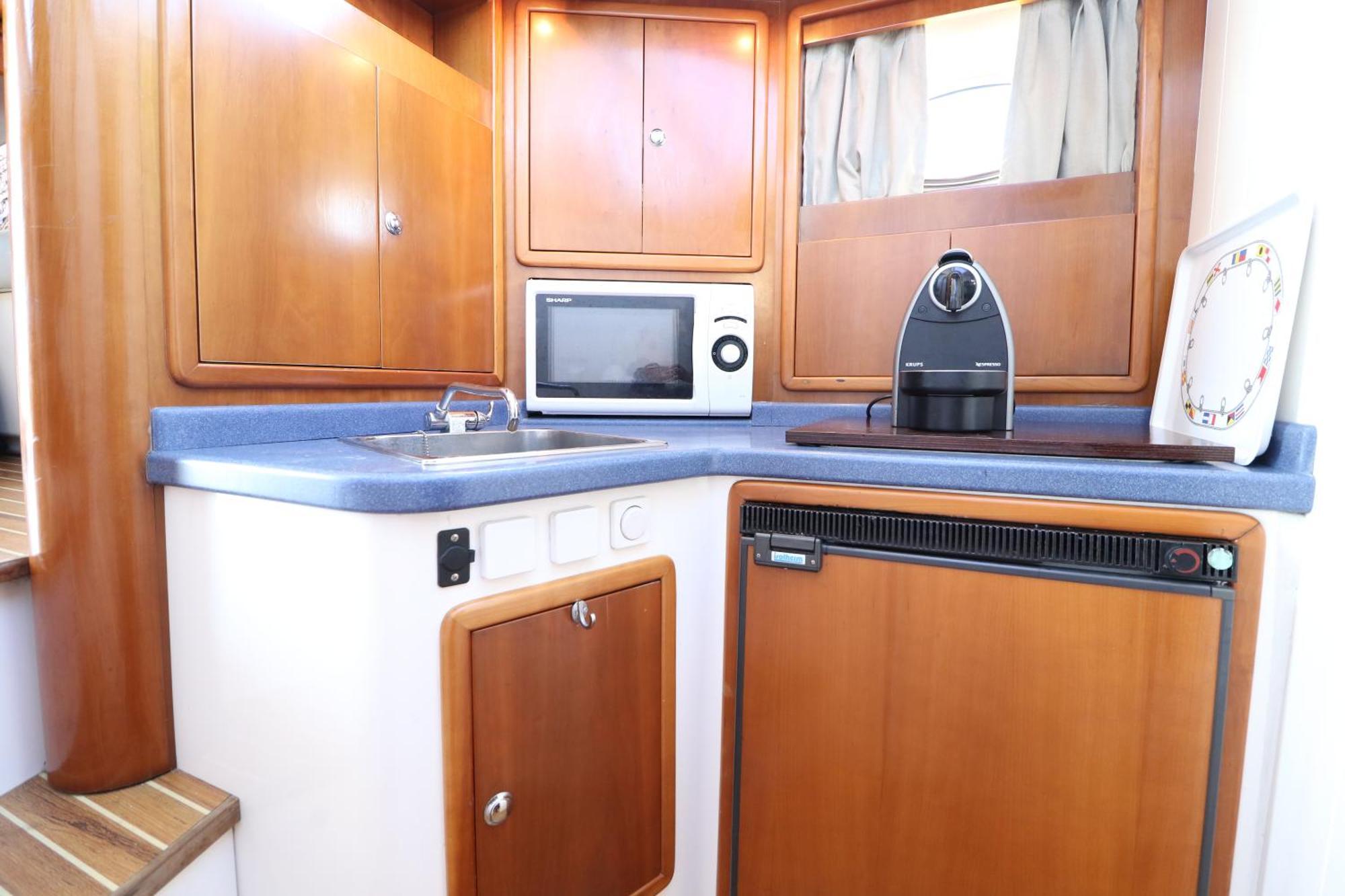 Private Yacht, We Love Our Guests Lisboa Exteriör bild